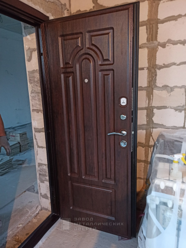 Фото входной двери №34