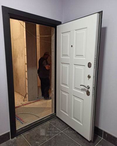 Фото входной двери №49
