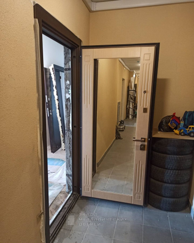 Фото входной двери №59